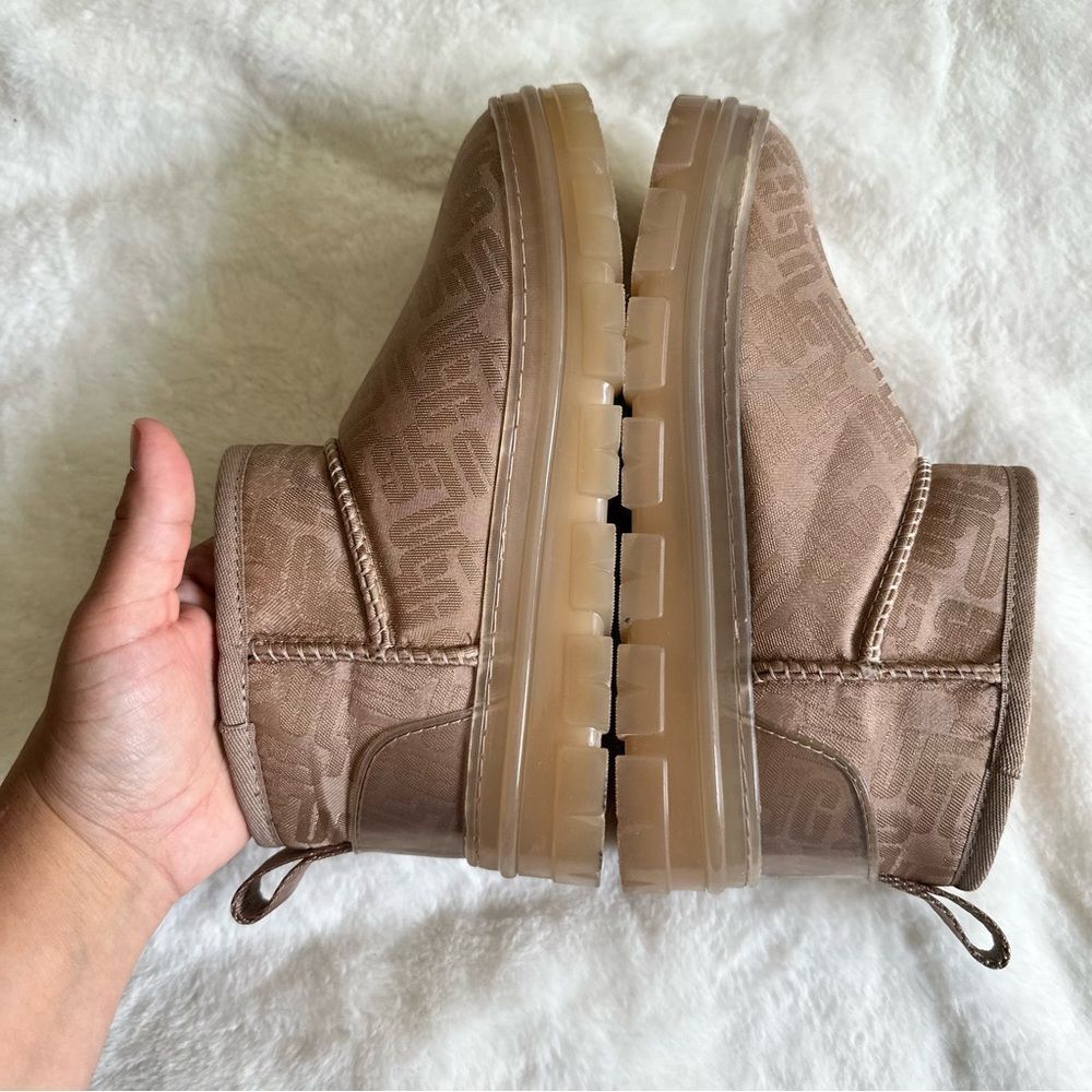 UGG Classic Ultra Mini Monogram Boots Women’s Size 5 - Picture 14 of 14